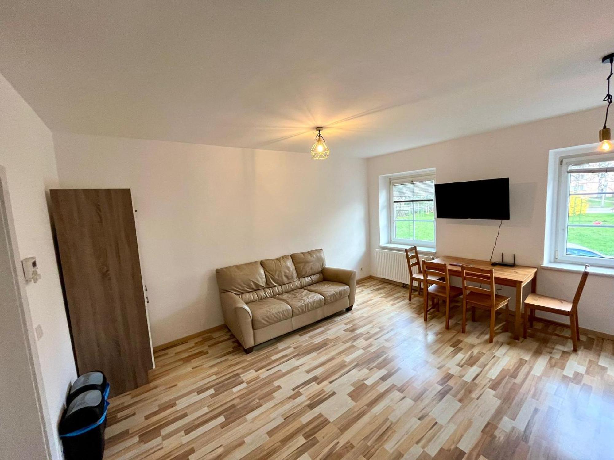 Monteurwohnung Leoben, Zentral Leoben  Buitenkant foto